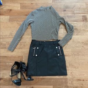 Faux leather mini skirt
